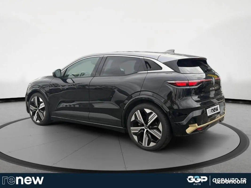 Renault Megane 2023 photo 3