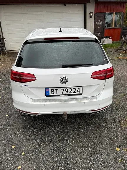 Volkswagen Passat 2018 photo 5