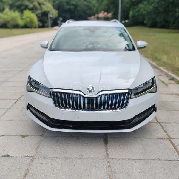 Skoda Superb 2022 photo 2