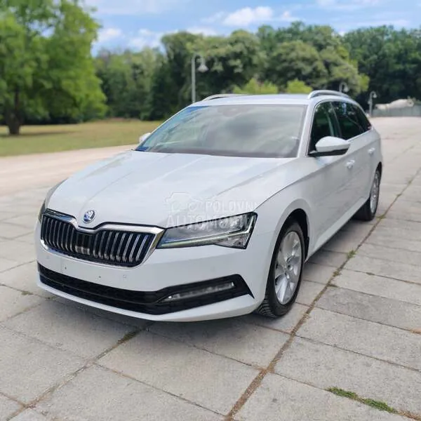 Skoda Superb 2022 photo 3