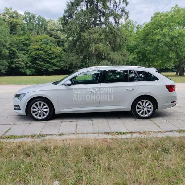 Skoda Superb 2022 photo 4