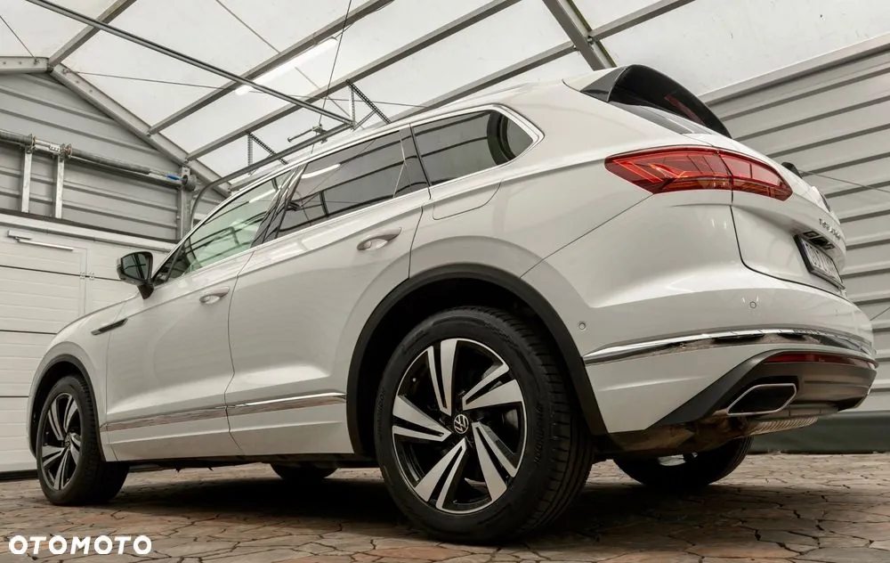 Volkswagen Touareg 2023 photo 4