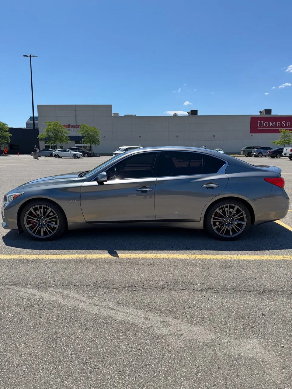 Infiniti Q50 2017 photo 2