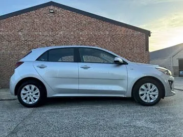 Kia Rio 2022 photo 3