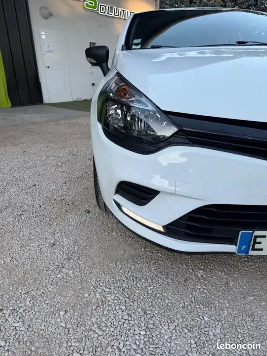 Renault Clio 2018 photo 4