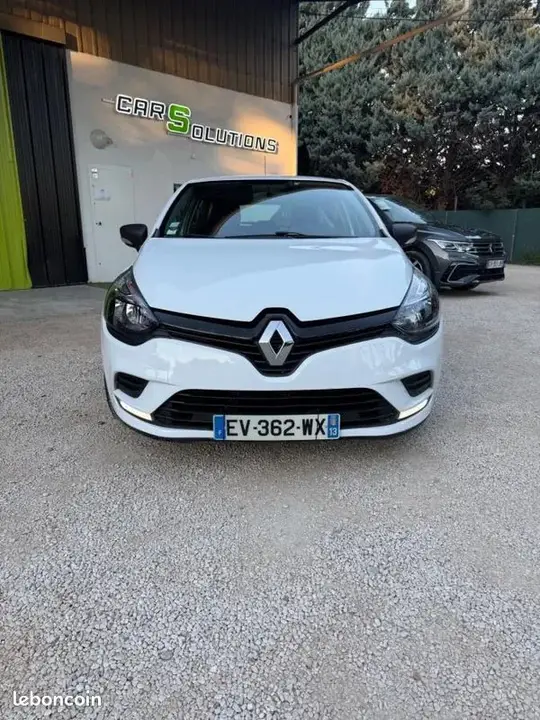 Renault Clio 2018 photo 3