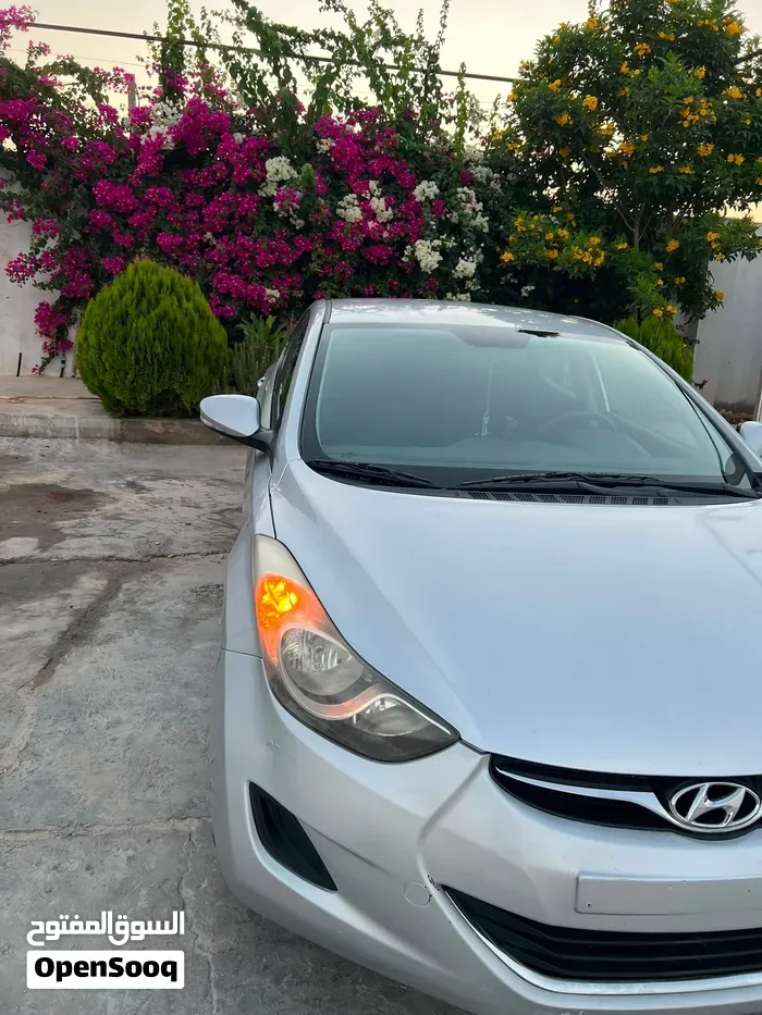 Hyundai Elantra 2012 photo 4