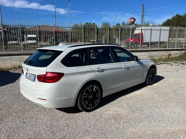 BMW 318D 2017 photo 3