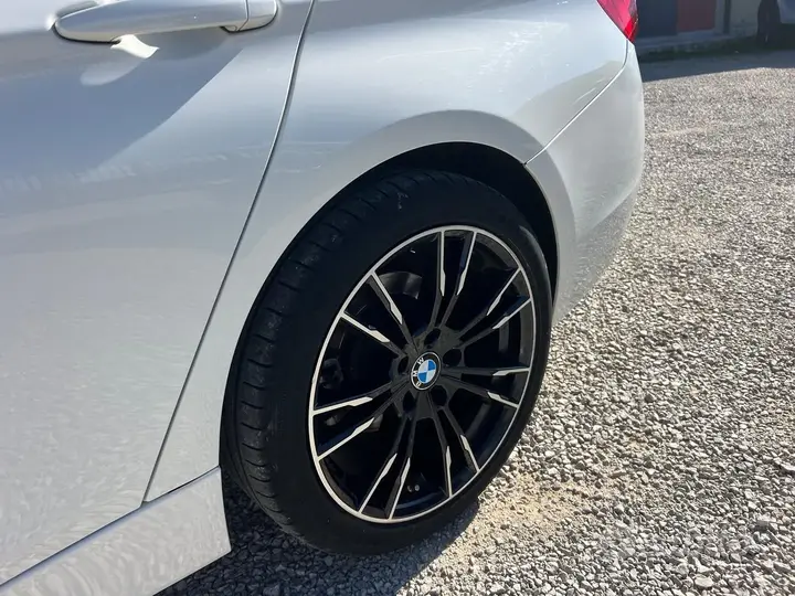 BMW 318D 2017 photo 5