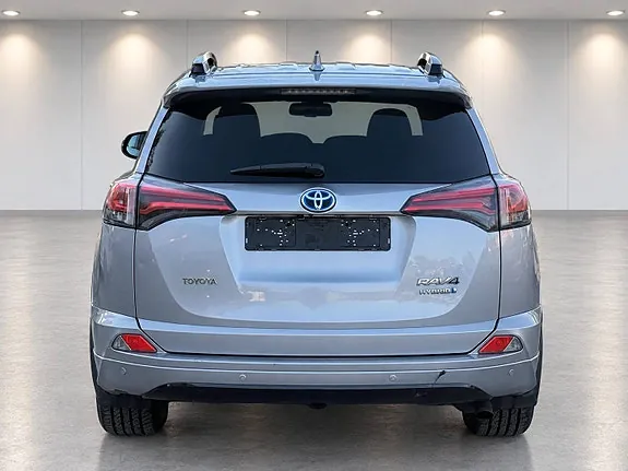 Toyota Rav4 2017 photo 4