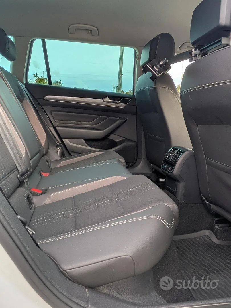 Volkswagen Passat 2020 photo 4