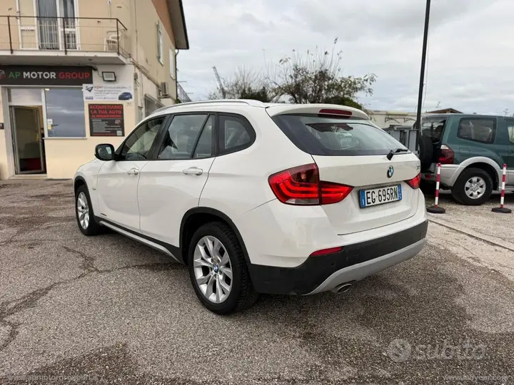 BMW X1 2011 photo 4