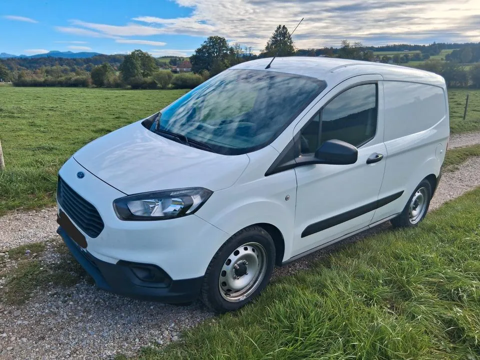 Ford Transit Courier