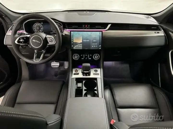 Jaguar F-Pace 2024 photo 4