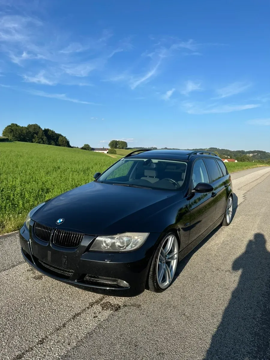 BMW 3 Series 2005 photo 3