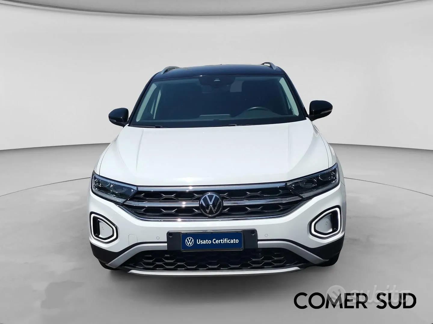 Volkswagen T-Roc 2023 photo 2
