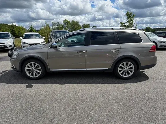 Volkswagen Passat Alltrack 2014 photo 3