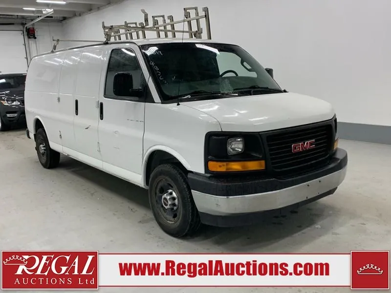 GMC Savana 2017 photo 2