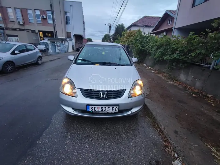 Honda Civic 2004 photo 4