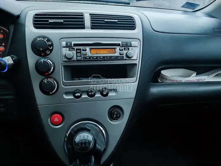 Honda Civic 2004 photo 3
