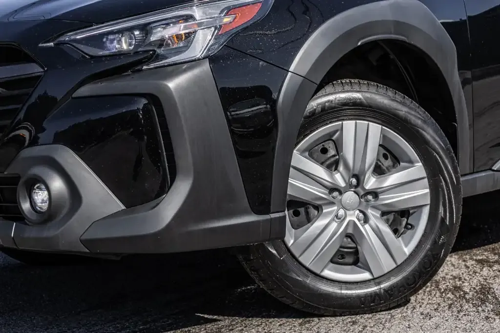 Subaru Outback 2024 photo 2