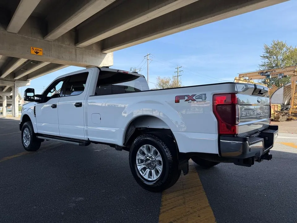 Ford Super Duty F-350 2022 photo 5