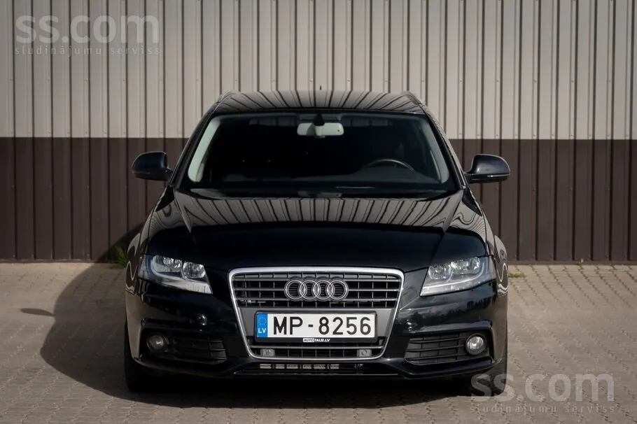 Audi A4 2008 photo 2