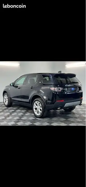 Land Rover Discovery 2015 photo 2