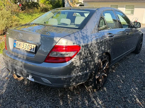 Mercedes-Benz C200 D 2007 photo 4