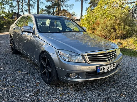 Mercedes-Benz C200 D 2007 photo 2