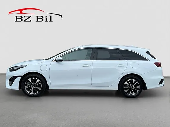 Kia Ceed 2023 photo 2