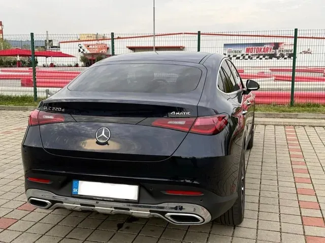 Mercedes-Benz Glc 2023 photo 2