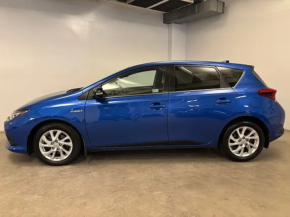 Toyota Auris 2019 photo 3