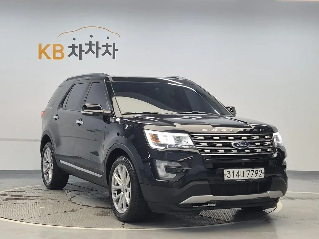Ford Explorer 2016 photo 4