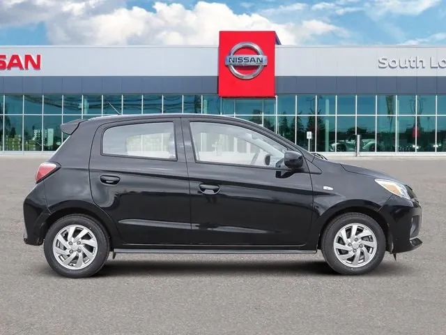 Mitsubishi Mirage 2023 photo 2