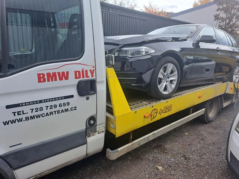 BMW F10 photo 4
