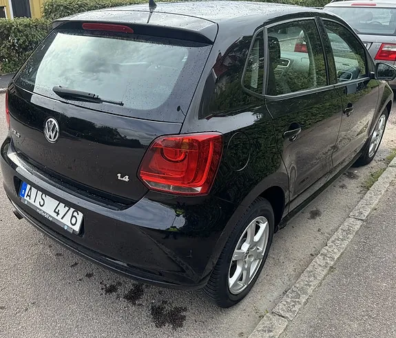 Volkswagen Polo 2010 photo 3