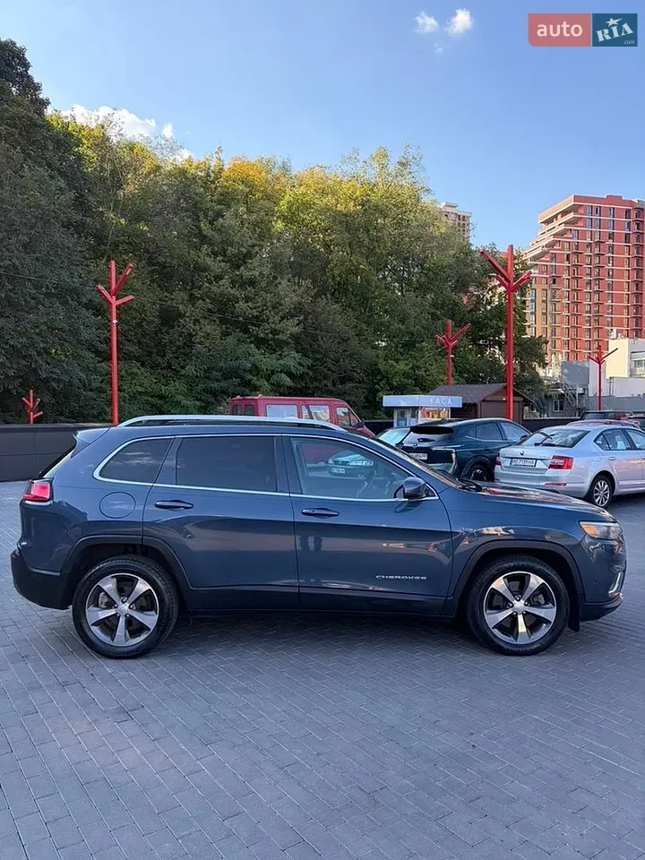 Jeep Cherokee 2020 photo 4