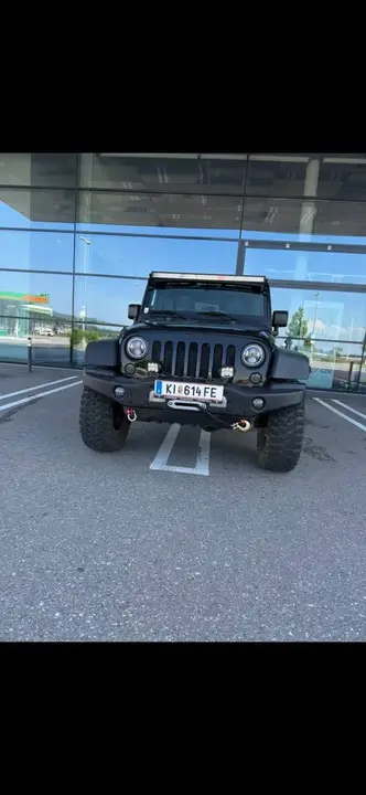 Jeep Wrangler 2012 photo 2