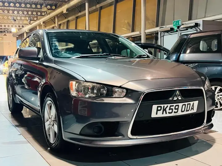 Mitsubishi Lancer 2009 photo 2
