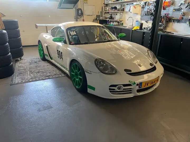 Porsche Cayman