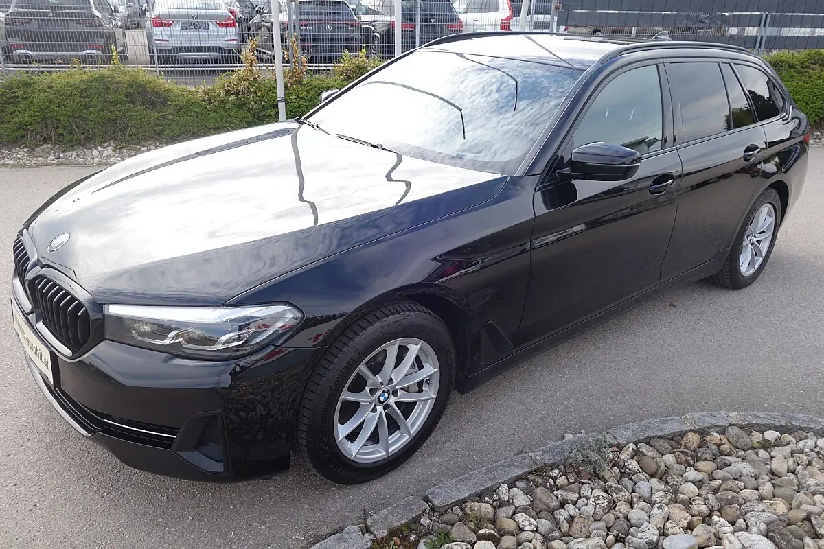 BMW 5 Series 2022 photo 3