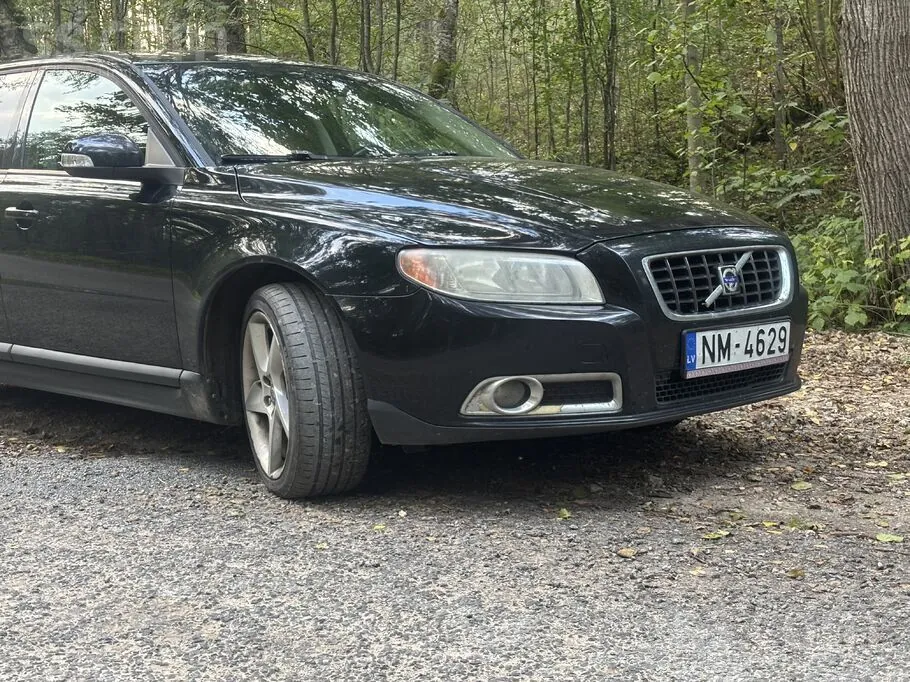 Volvo V70 2009 photo 5