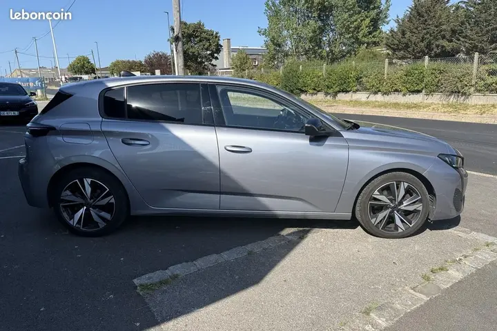 Peugeot 308 2023 photo 4