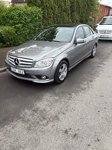 Mercedes-Benz C180