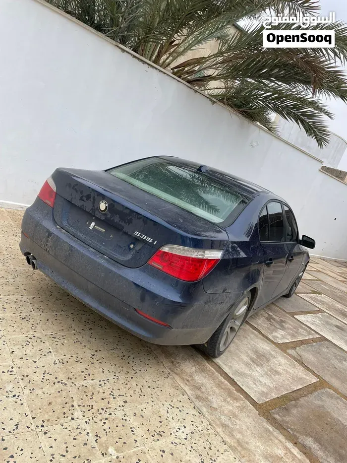 BMW 5 Series 2011 photo 4