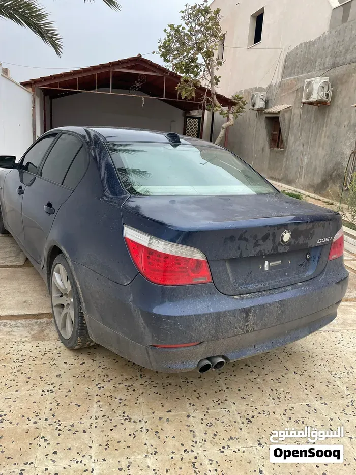 BMW 5 Series 2011 photo 3