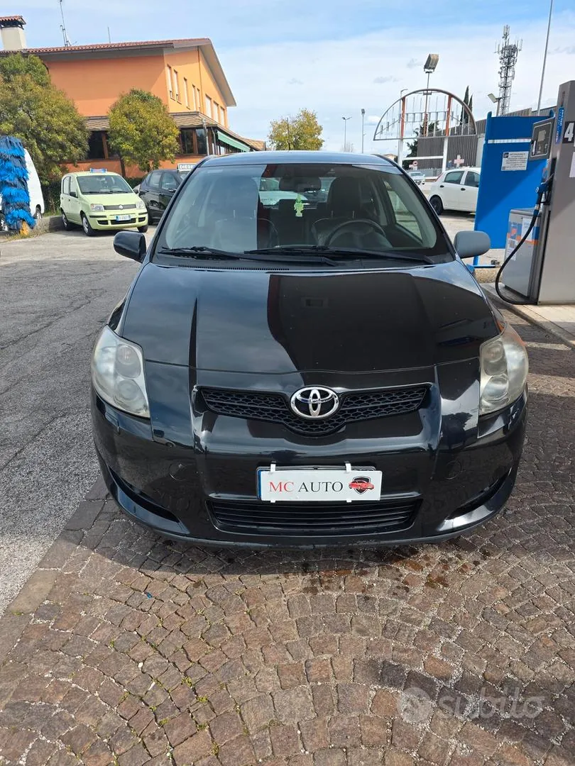 Toyota Auris 2008 photo 3