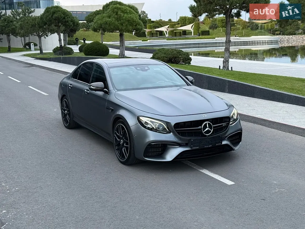 Mercedes-Benz E-Class 2018 photo 3