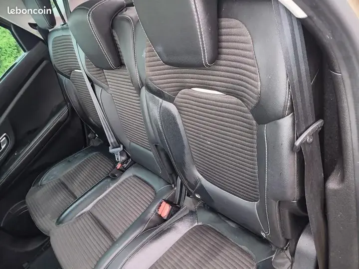 Renault Scenic 2017 photo 3